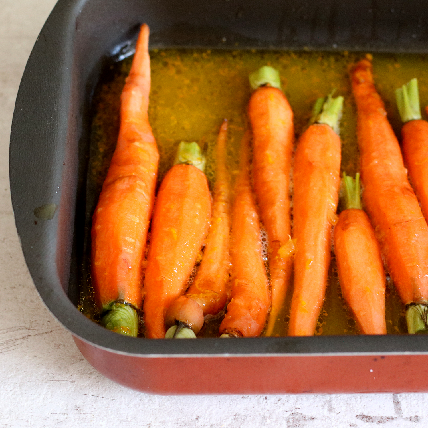 Печеная морковь. Запеченная морковь. Морковь в духовке. Запеченная морковь в духовке.